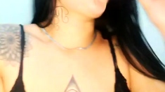 Big boob brunette masturbates on webcam