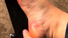 Amateur Foot Fetish Girlfriend Sucks and gives a Footjob