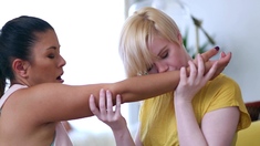 Blonde and Brunette Lesbians Scissor Fuck