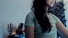 Webcam brunette solo masturbation