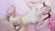 Sexy amateur blonde fingers and toys her wet pussy