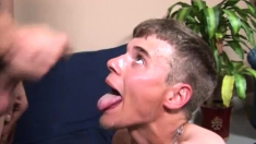 Gay boy teen boys tube Opening his gullet wide, Jamie